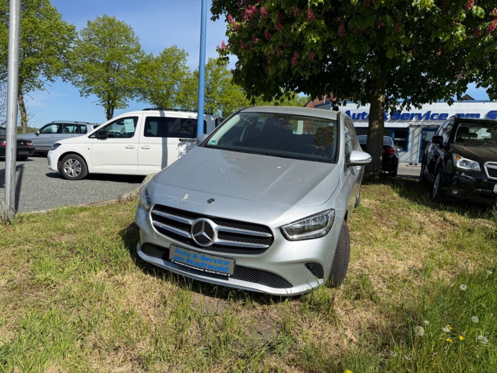 Mercedes-Benz B 180 Progressive