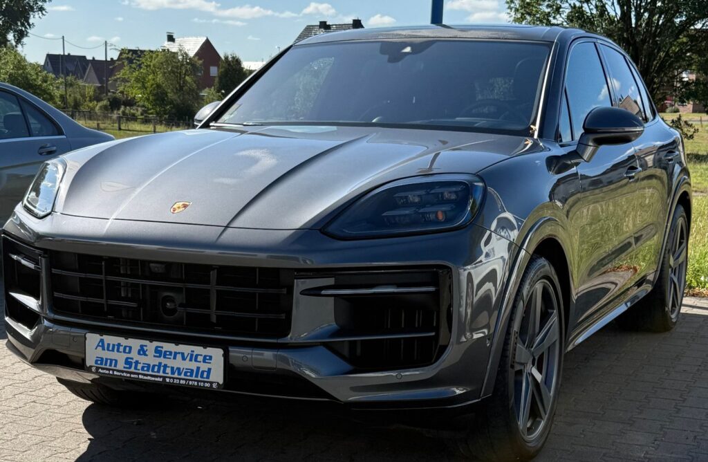 Porsche Cayenne S E-Hybrid Porsche Approved