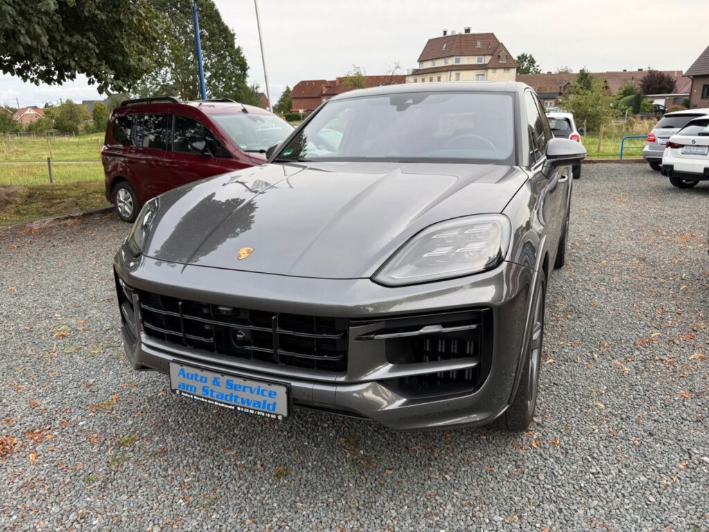 Porsche Cayenne S E-Hybrid Porsche Approved